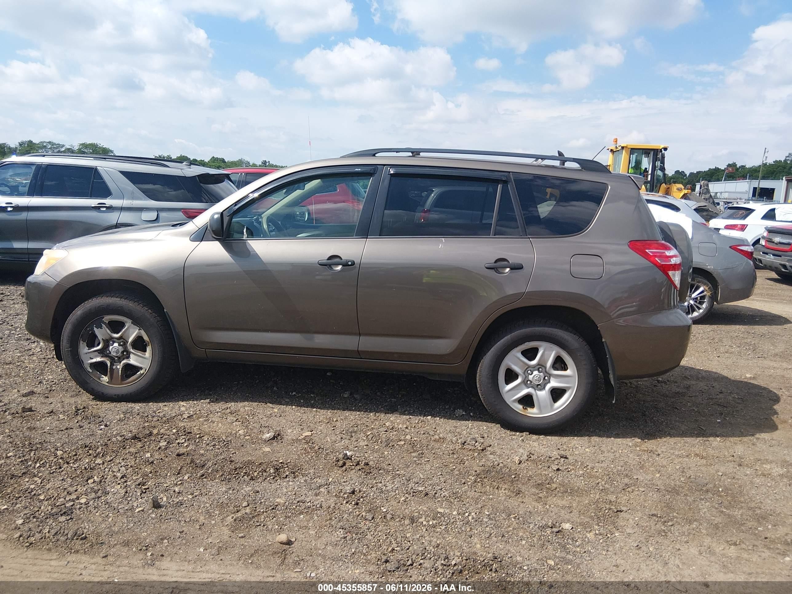 2011 Toyota Rav4   Brown vin: 2T3BF4DV6BW107265