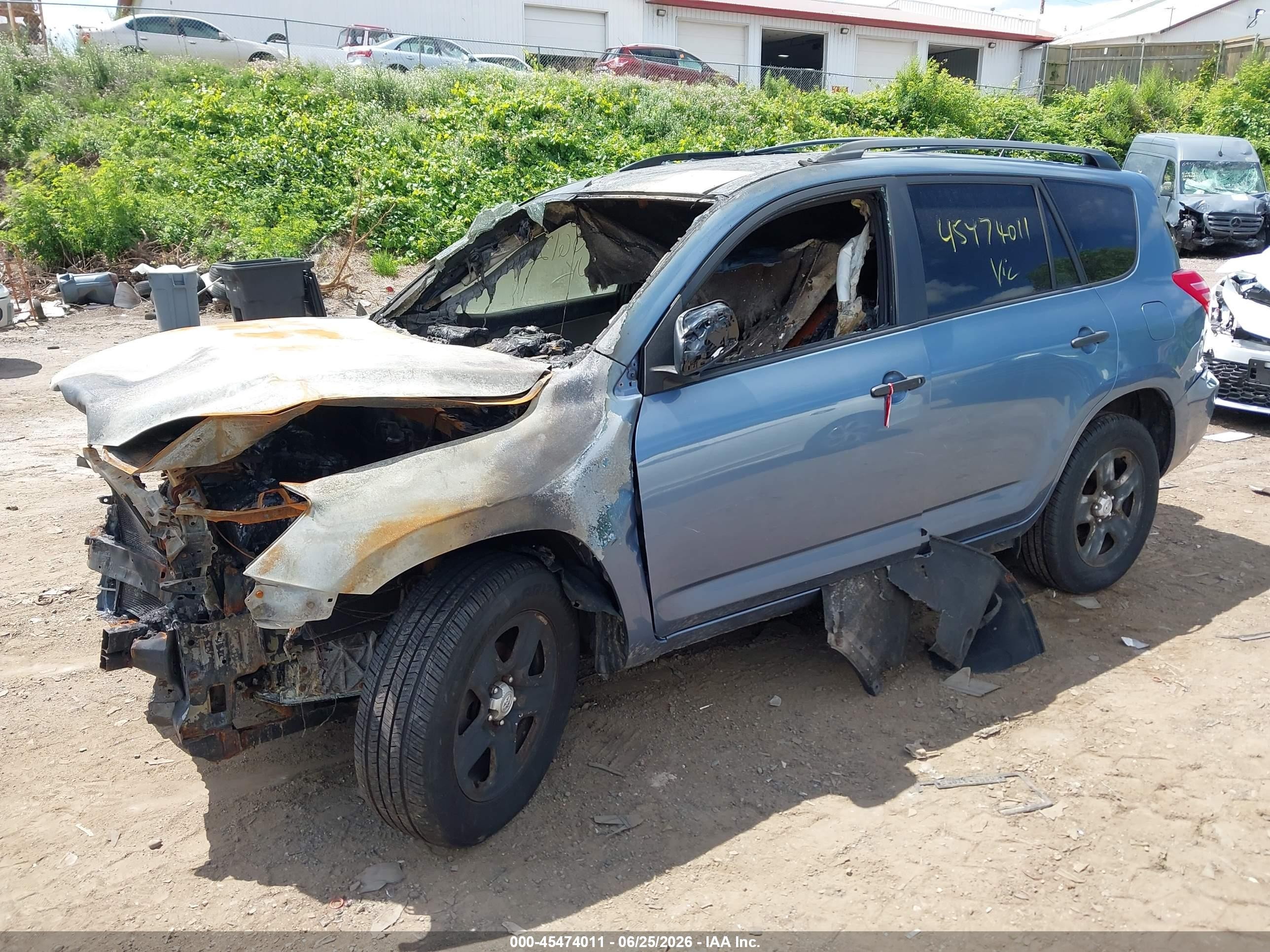 2011 Toyota Rav4   Blue vin: 2T3BF4DV6BW120632