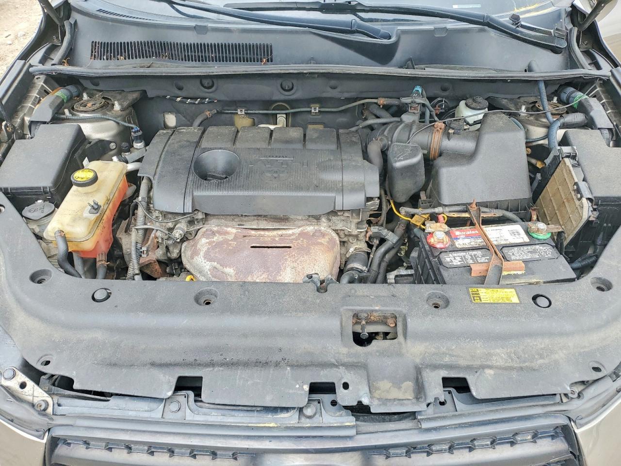 2011 Toyota Rav4 Base Tan vin: 2T3BF4DV6BW133980