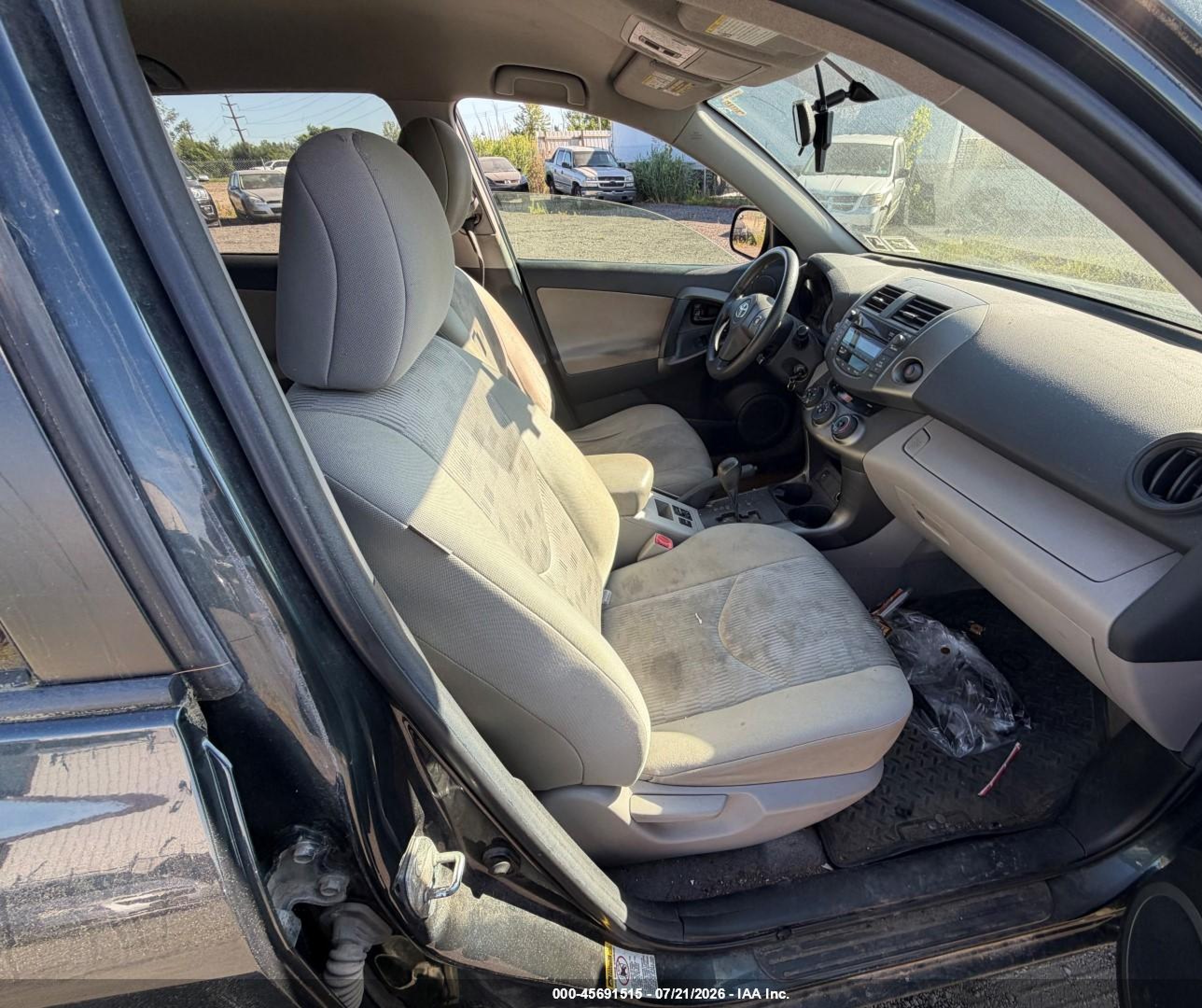 2011 Toyota Rav4   Blue vin: 2T3BF4DV6BW140606
