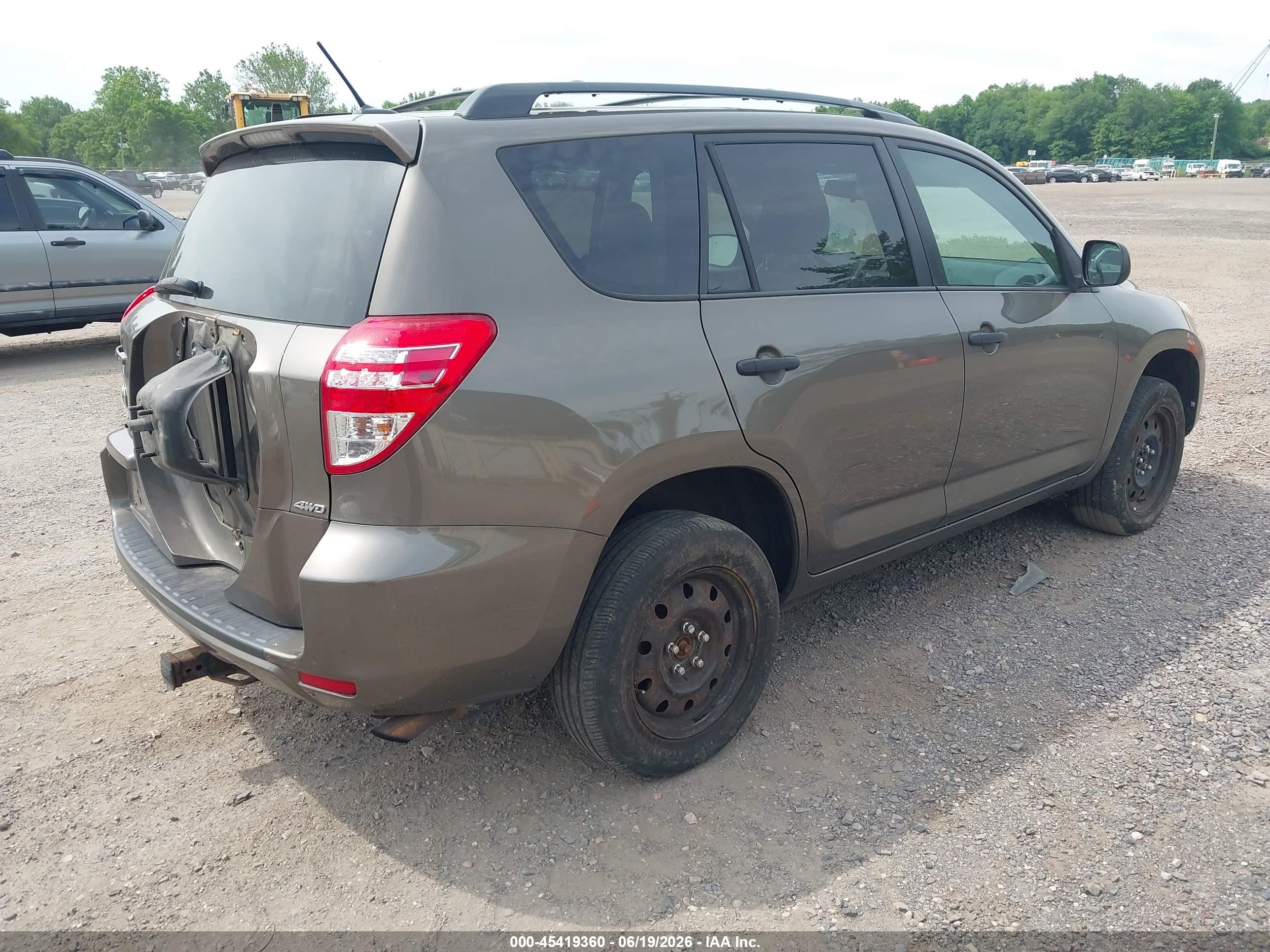 2011 Toyota Rav4   Brown vin: 2T3BF4DV6BW141173