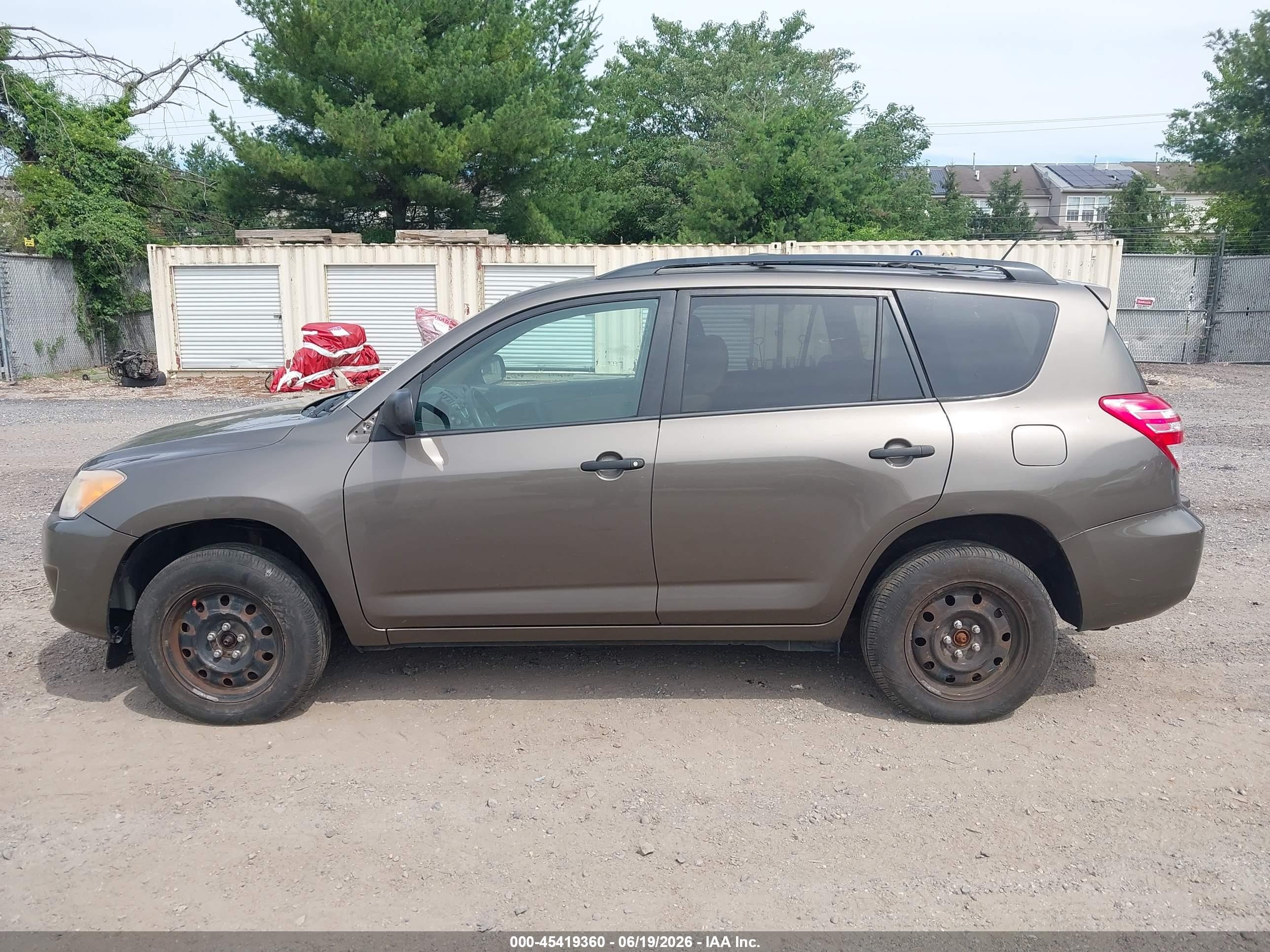 2011 Toyota Rav4   Brown vin: 2T3BF4DV6BW141173