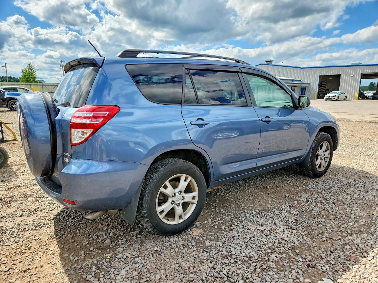 2011 Toyota Rav4 Base Blue vin: 2T3BF4DV6BW154697