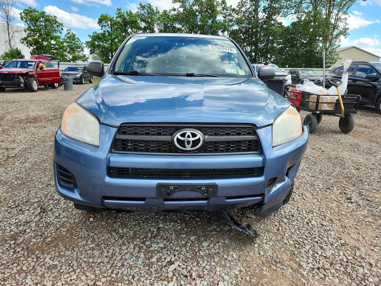 2011 Toyota Rav4 Base Blue vin: 2T3BF4DV6BW154697