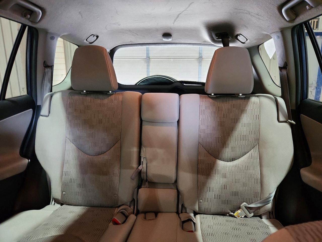 2011 Toyota Rav4 Base Синий vin: 2T3BF4DV6BW177557