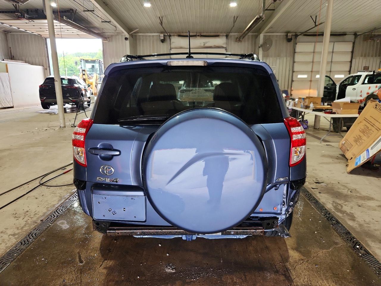 2011 Toyota Rav4 Base Синий vin: 2T3BF4DV6BW177557
