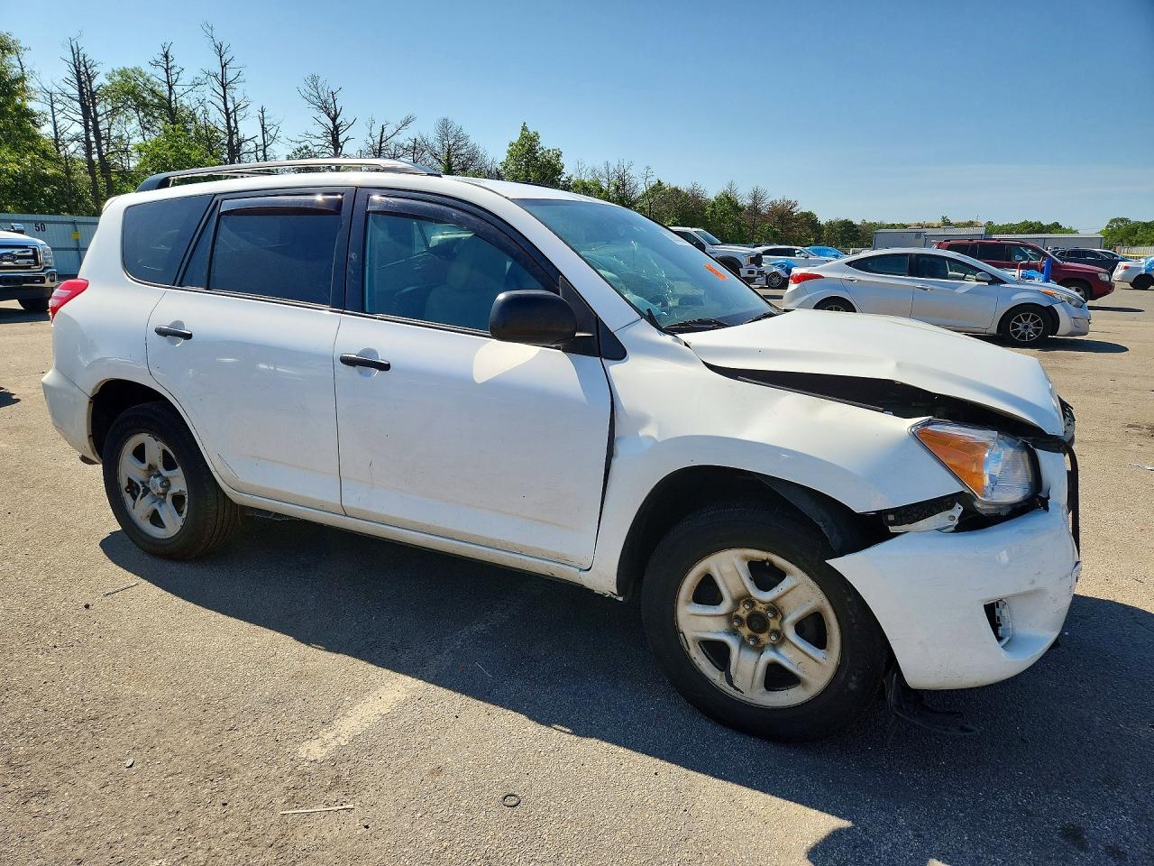 2012 Toyota Rav4 Base White vin: 2T3BF4DV6CW181125