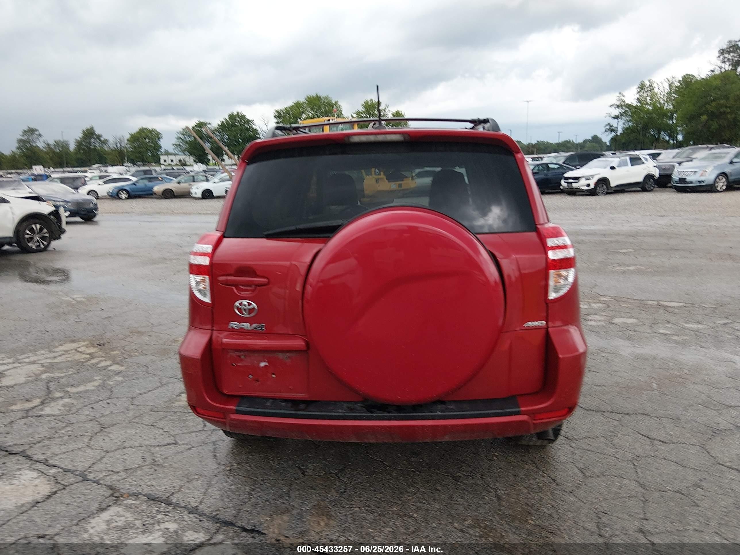 2012 Toyota Rav4   Red vin: 2T3BF4DV6CW192142