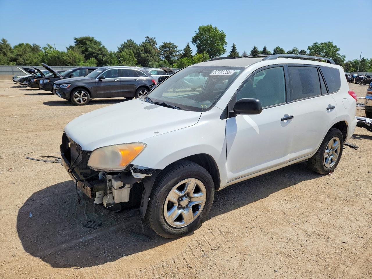 2012 Toyota Rav4 Base White vin: 2T3BF4DV6CW195770