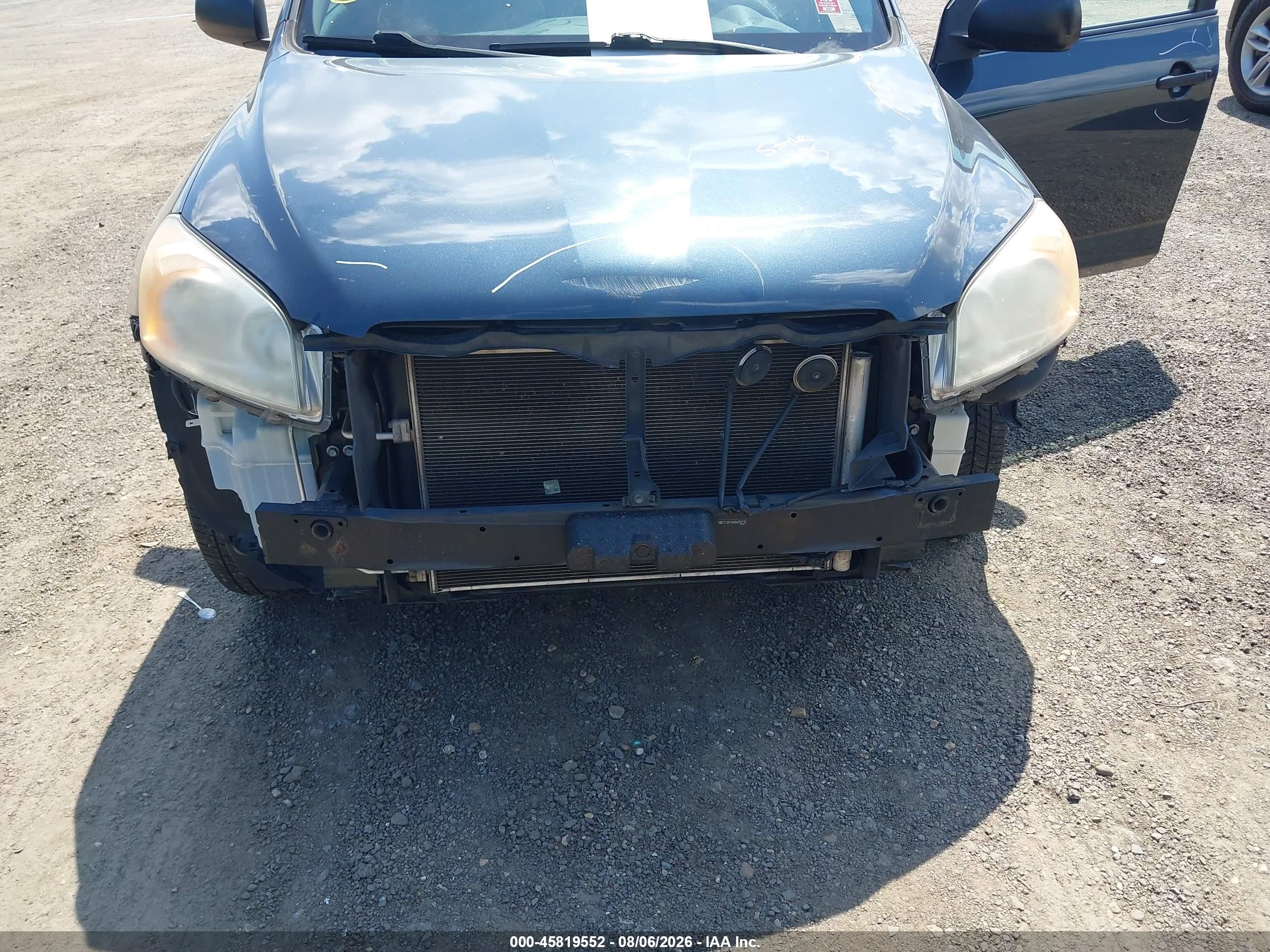2012 Toyota Rav4   Blue vin: 2T3BF4DV6CW209716