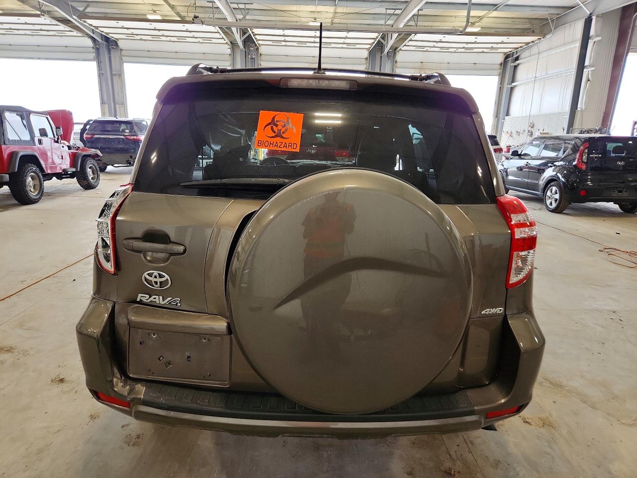 2012 Toyota Rav4 Base Brown vin: 2T3BF4DV6CW229142
