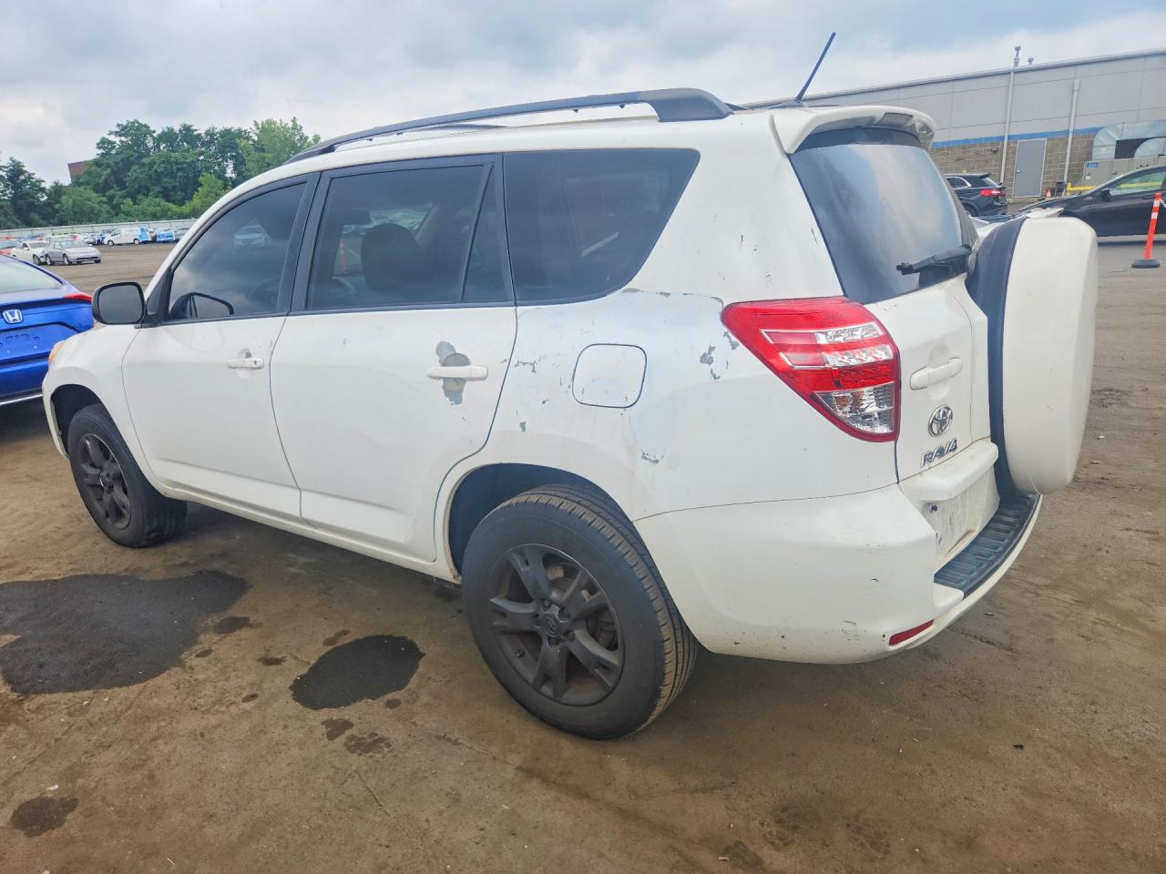 2012 Toyota Rav4 Base White vin: 2T3BF4DV6CW233661