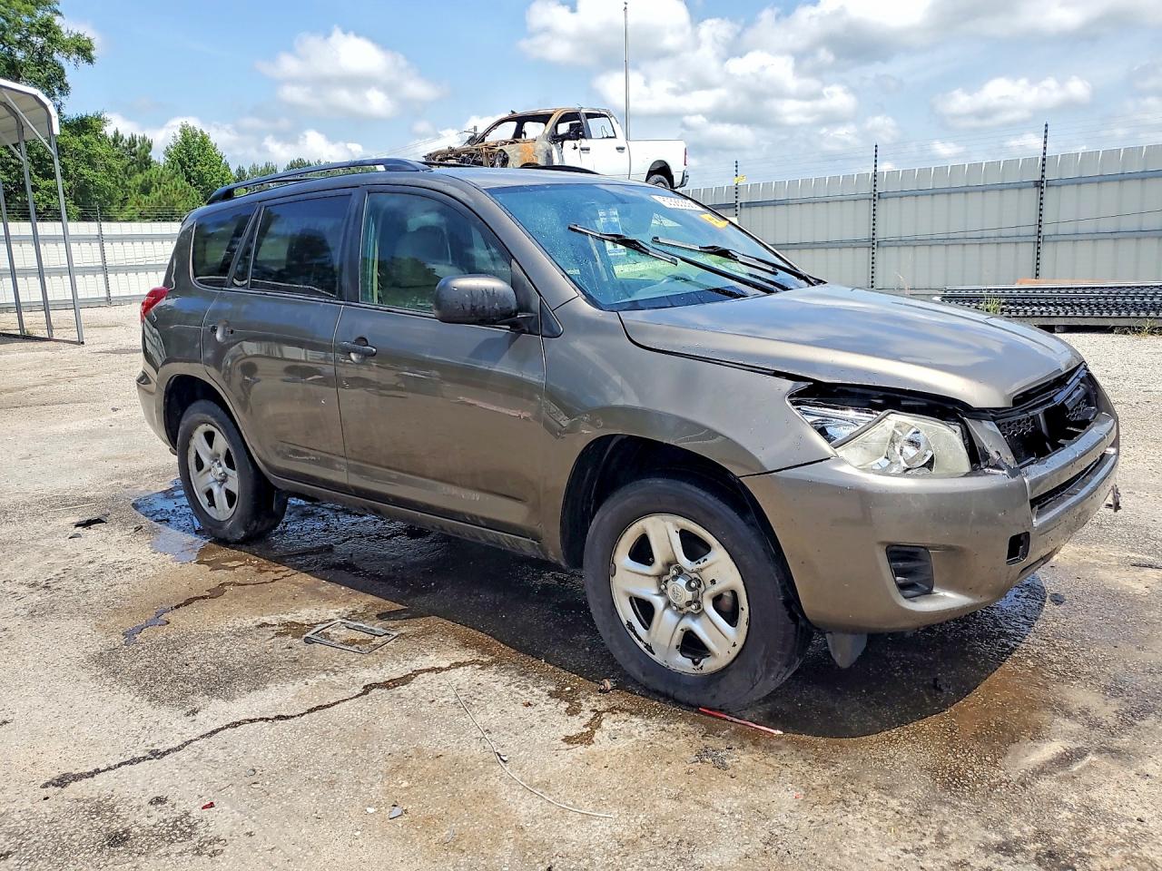 2012 Toyota Rav4 Base Brown vin: 2T3BF4DV6CW238388