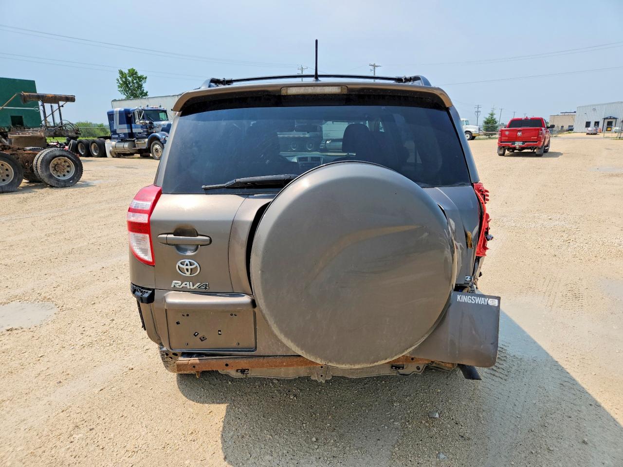 2012 Toyota Rav4 Base Желто-коричневый vin: 2T3BF4DV6CW242084