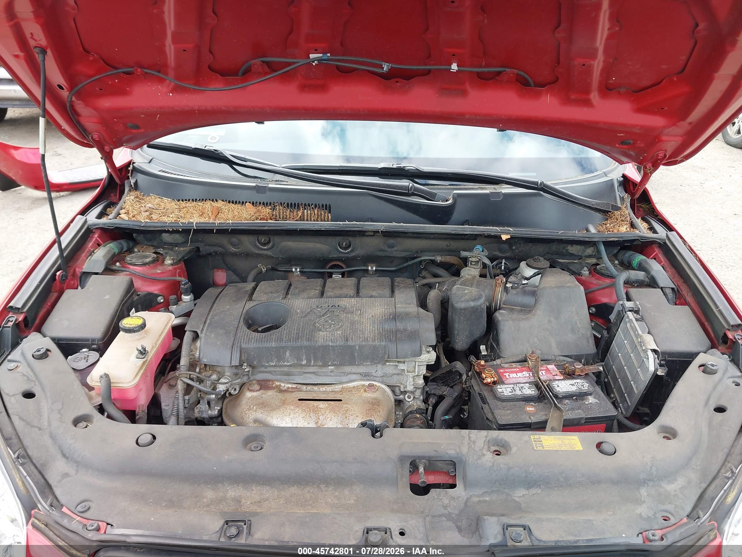 2012 Toyota Rav4   Red vin: 2T3BF4DV6CW264179