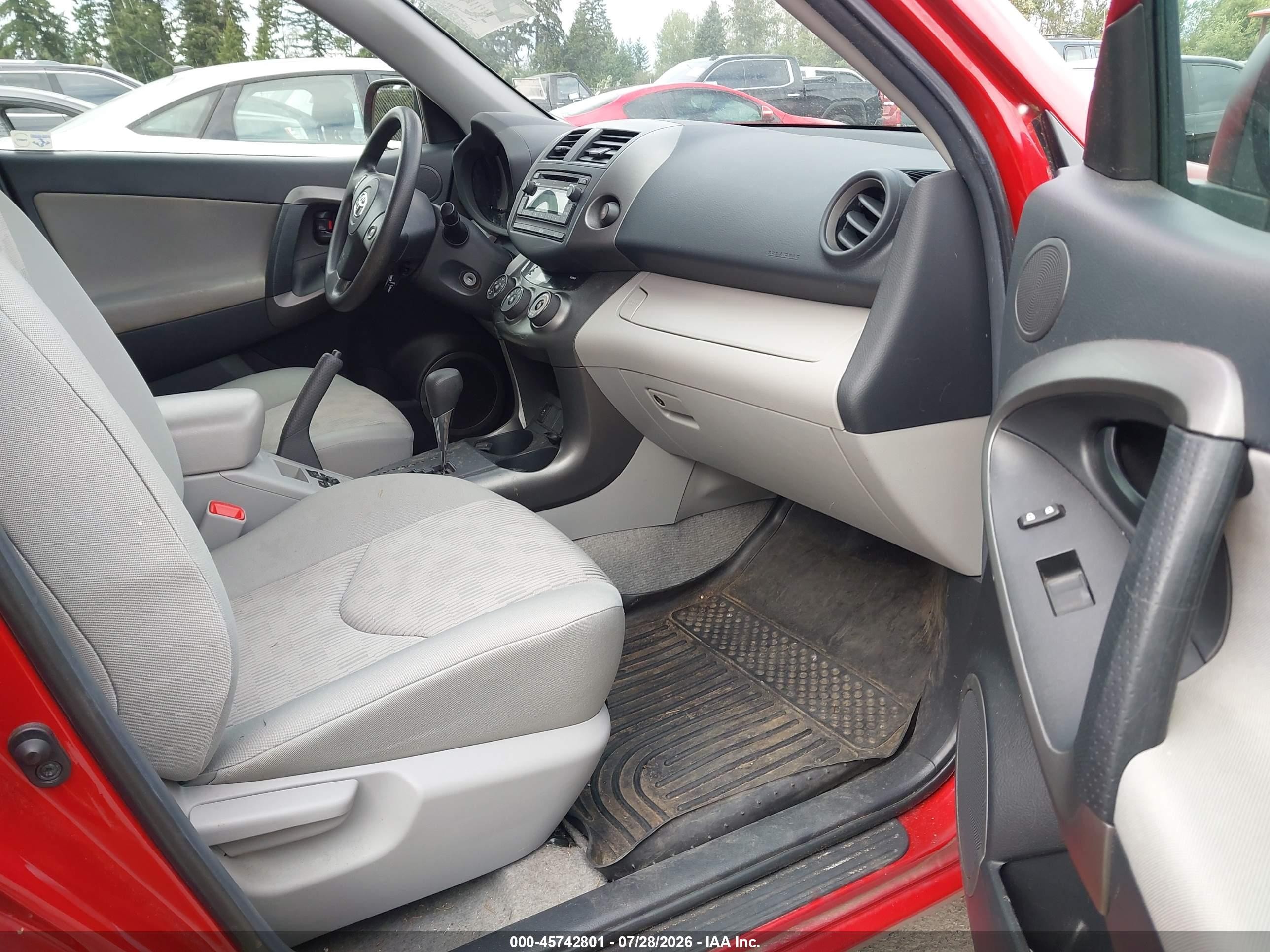 2012 Toyota Rav4   Red vin: 2T3BF4DV6CW264179