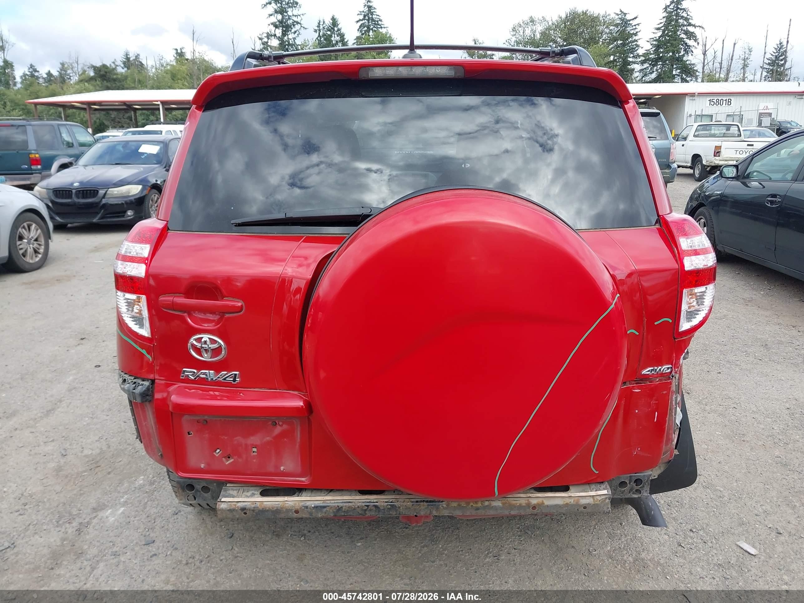 2012 Toyota Rav4   Red vin: 2T3BF4DV6CW264179