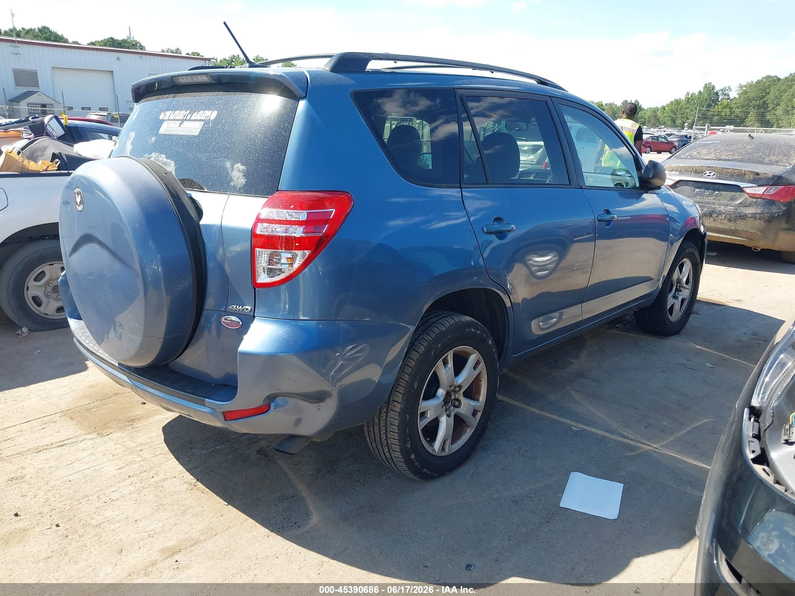 2012 Toyota Rav4   Blue vin: 2T3BF4DV6CW268166