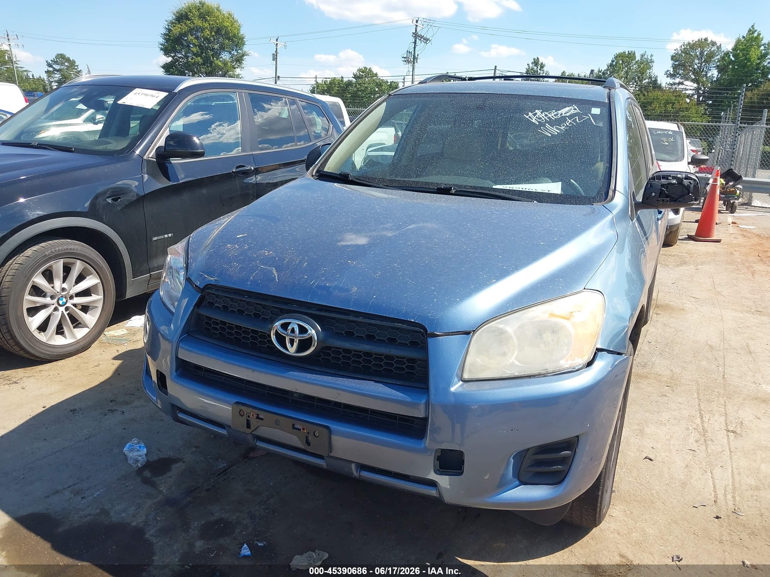 2012 Toyota Rav4   Blue vin: 2T3BF4DV6CW268166