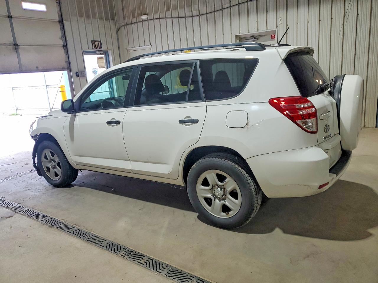 2012 Toyota Rav4 Base White vin: 2T3BF4DV6CW268247