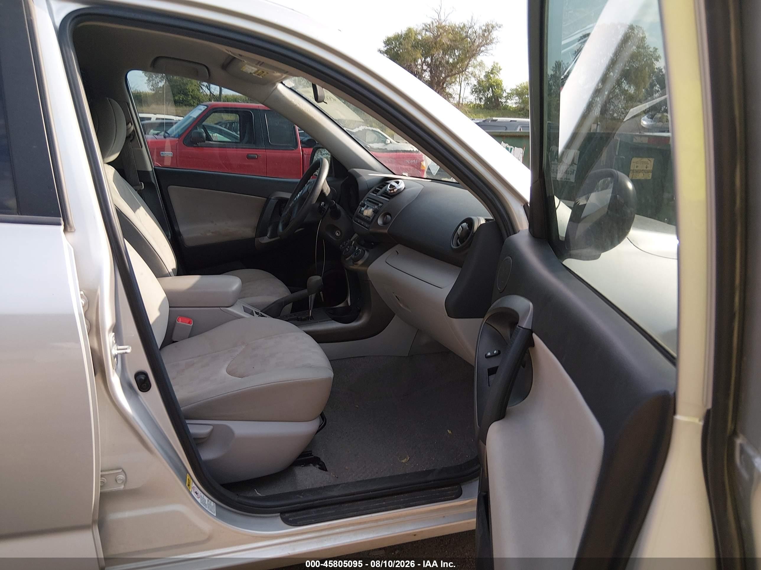 2012 Toyota Rav4   Silver vin: 2T3BF4DV6CW270273
