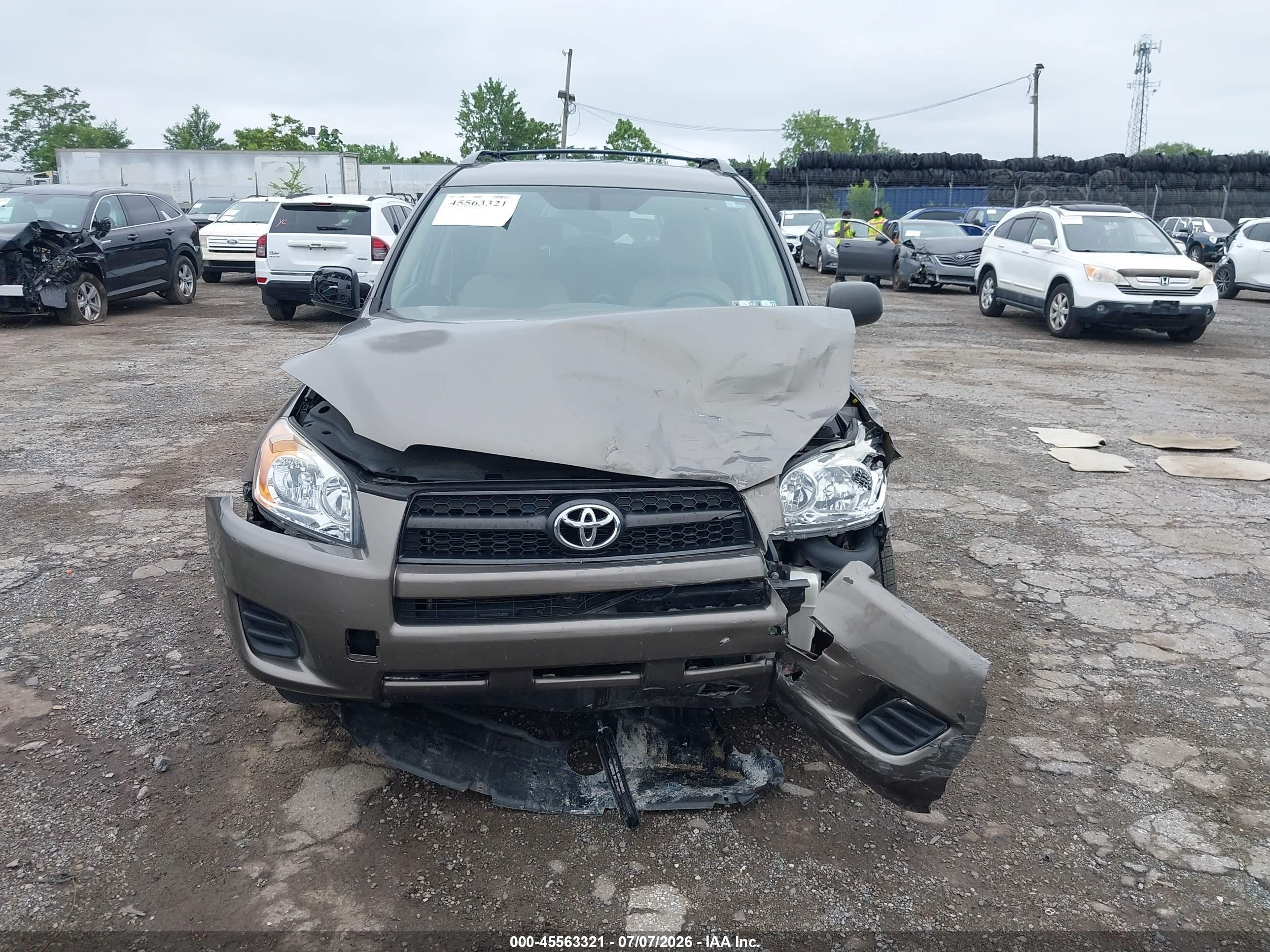2010 Toyota Rav4   Gray vin: 2T3BF4DV7AW028833