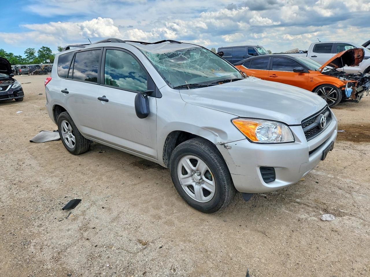 2010 Toyota Rav4 Base Silver vin: 2T3BF4DV7AW068183