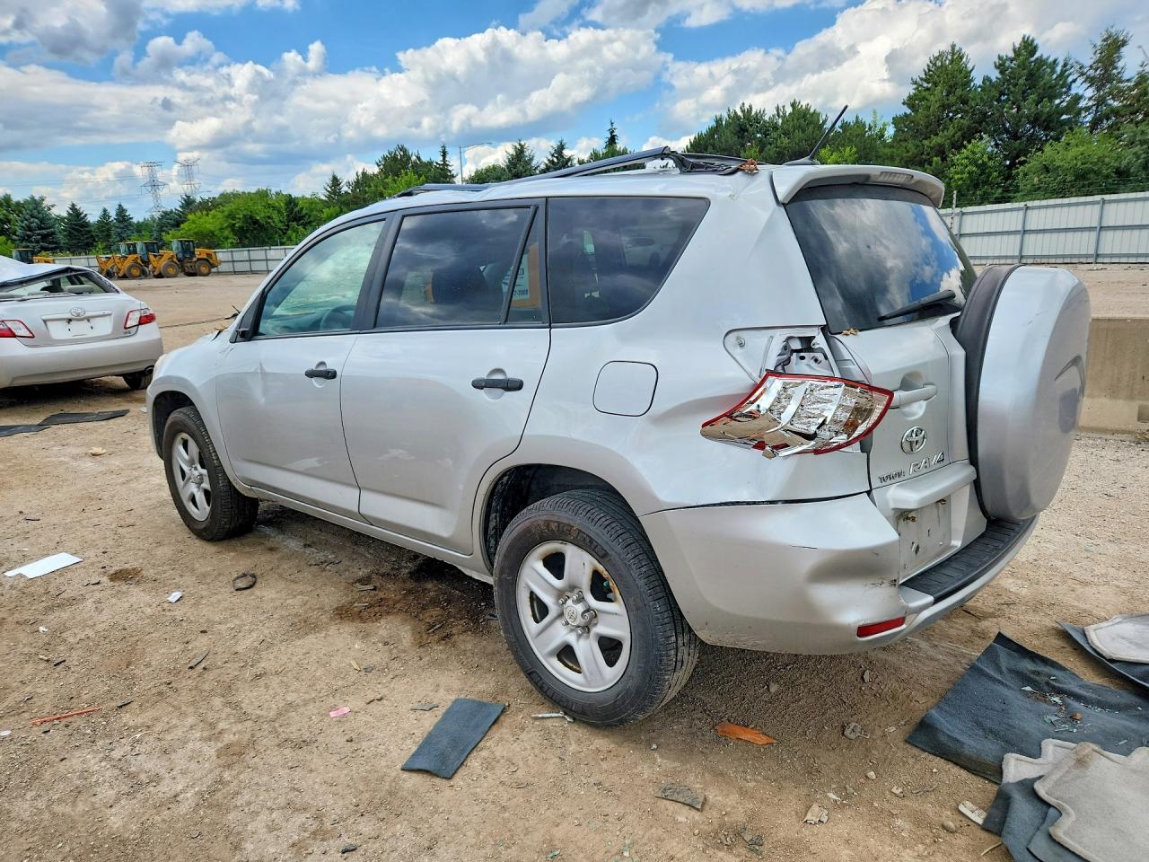 2010 Toyota Rav4 Base Silver vin: 2T3BF4DV7AW068183