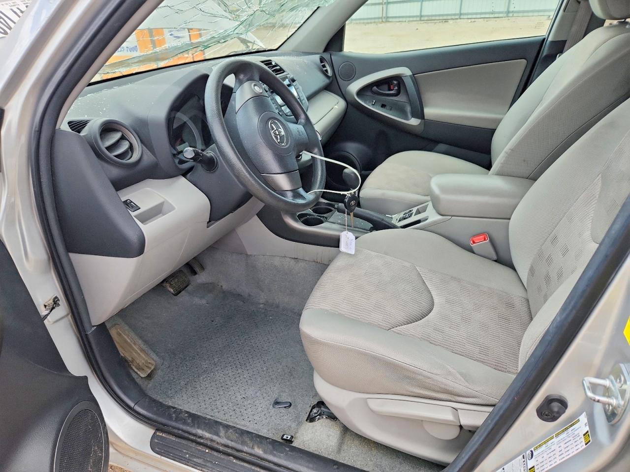 2010 Toyota Rav4 Base Silver vin: 2T3BF4DV7AW068183