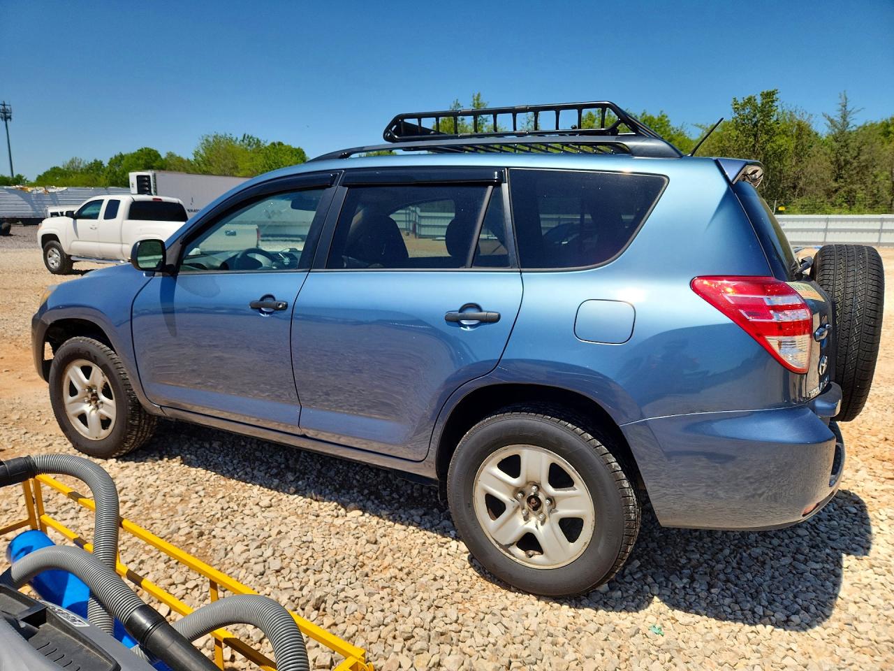 2010 Toyota Rav4 Base Blue vin: 2T3BF4DV7AW071052