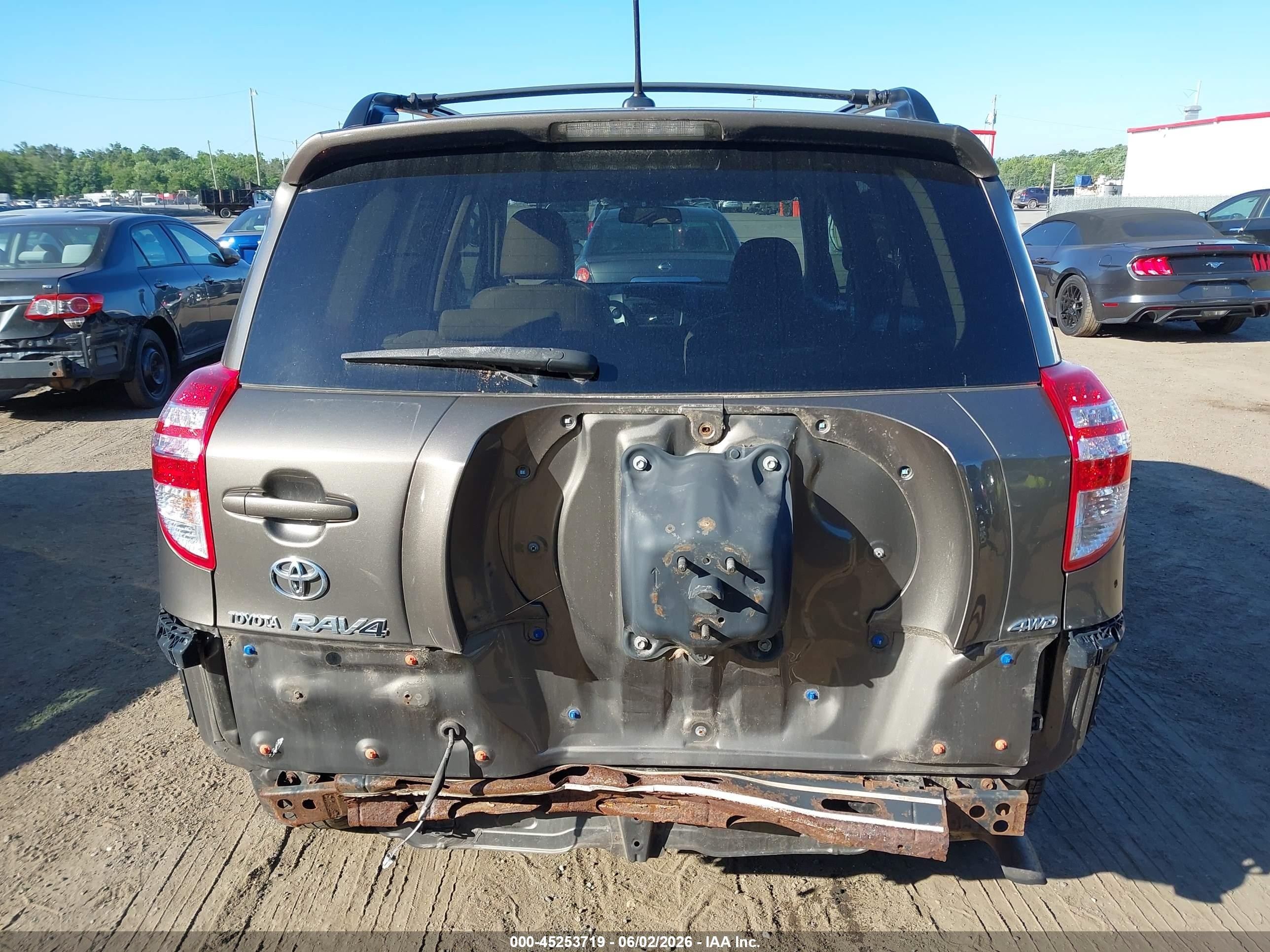 2010 Toyota Rav4   Brown vin: 2T3BF4DV7AW071567