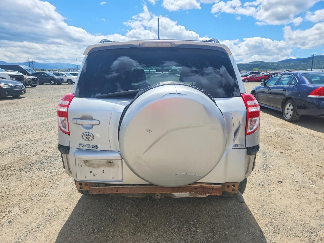 2011 Toyota Rav4 Base Silver vin: 2T3BF4DV7BW098477