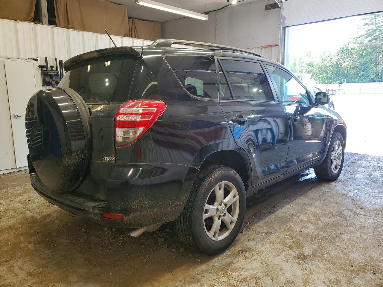 2011 Toyota Rav4 Base Black vin: 2T3BF4DV7BW099189