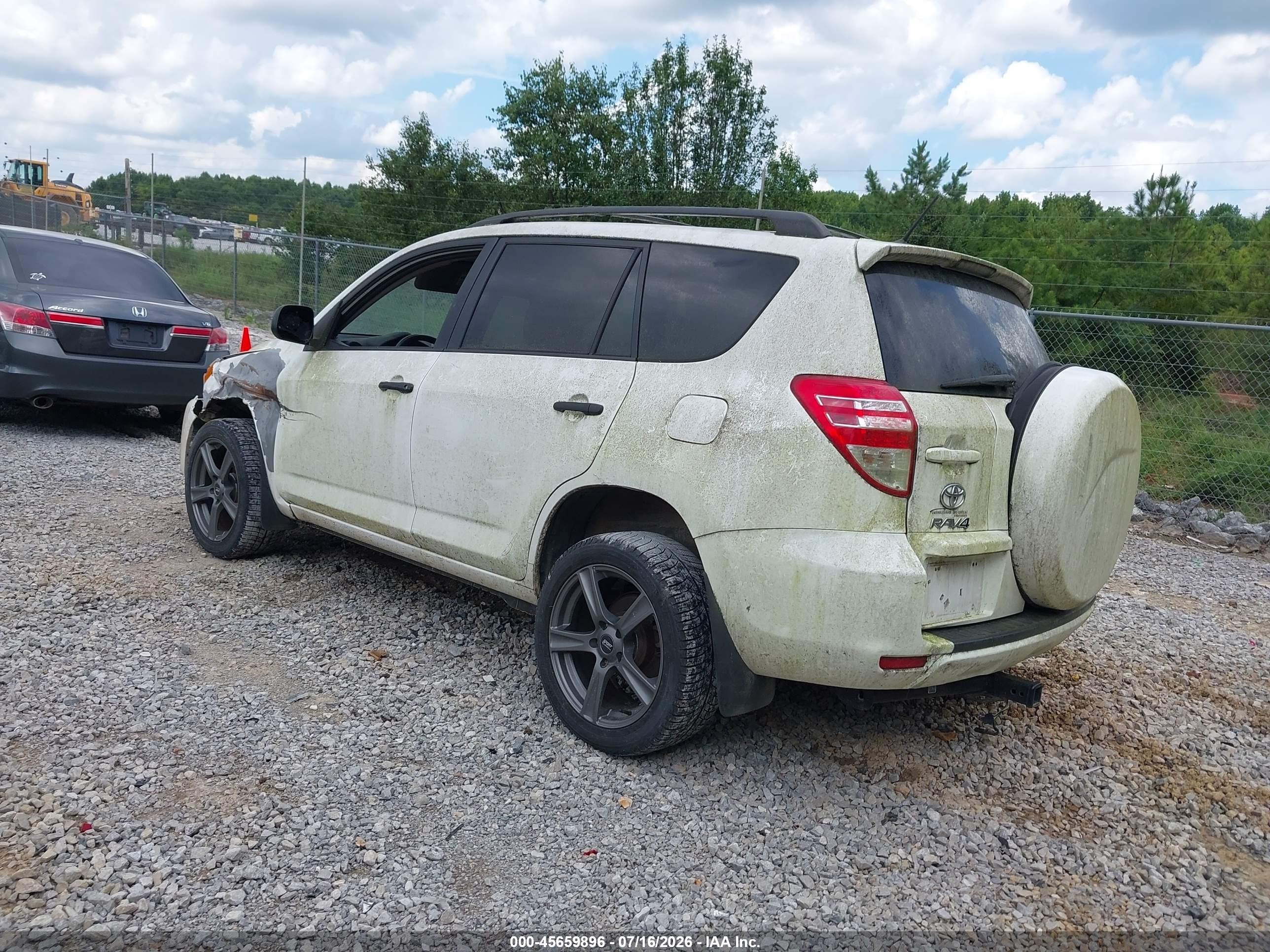 2011 Toyota Rav4   White vin: 2T3BF4DV7BW102155