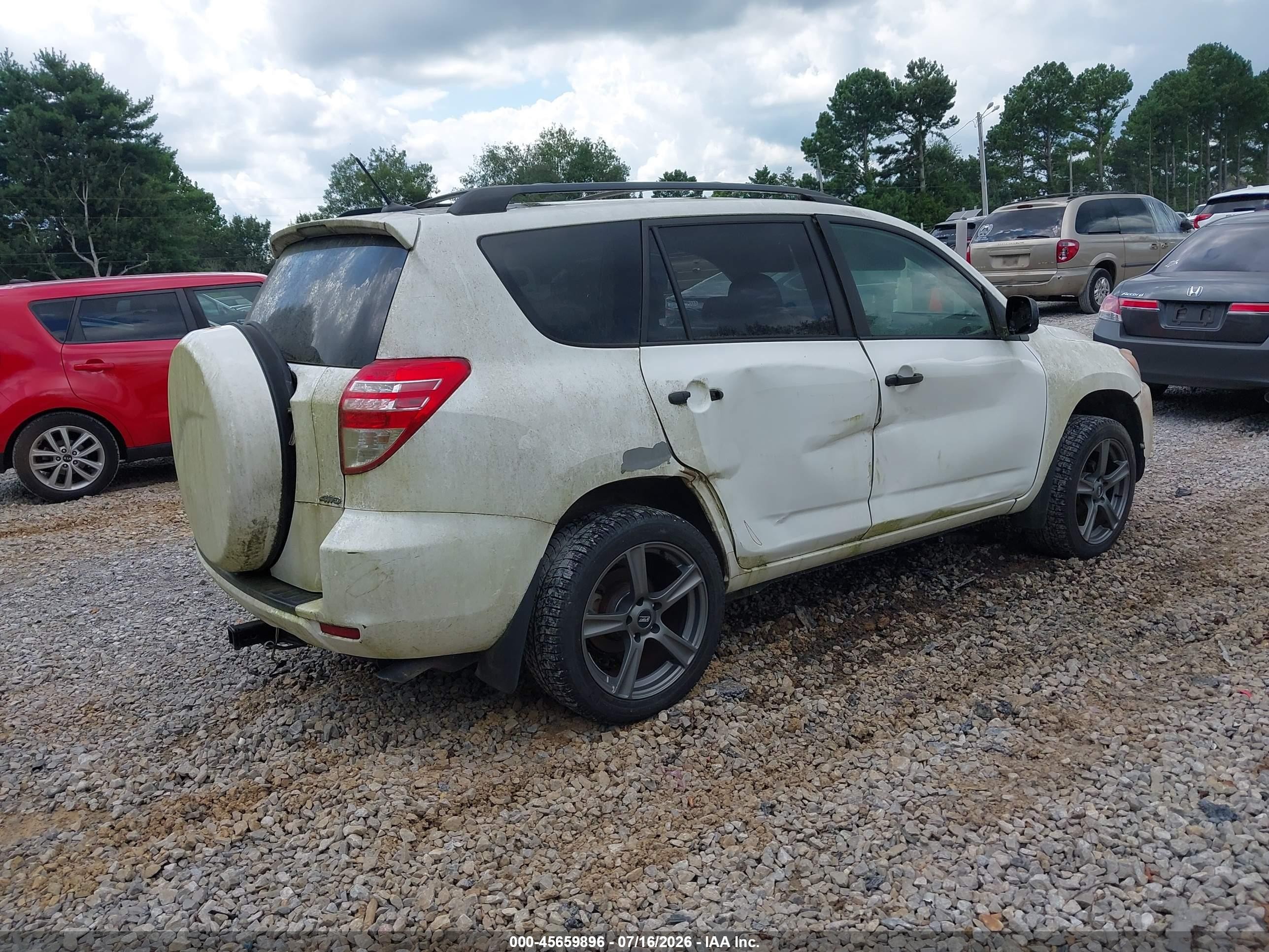 2011 Toyota Rav4   White vin: 2T3BF4DV7BW102155