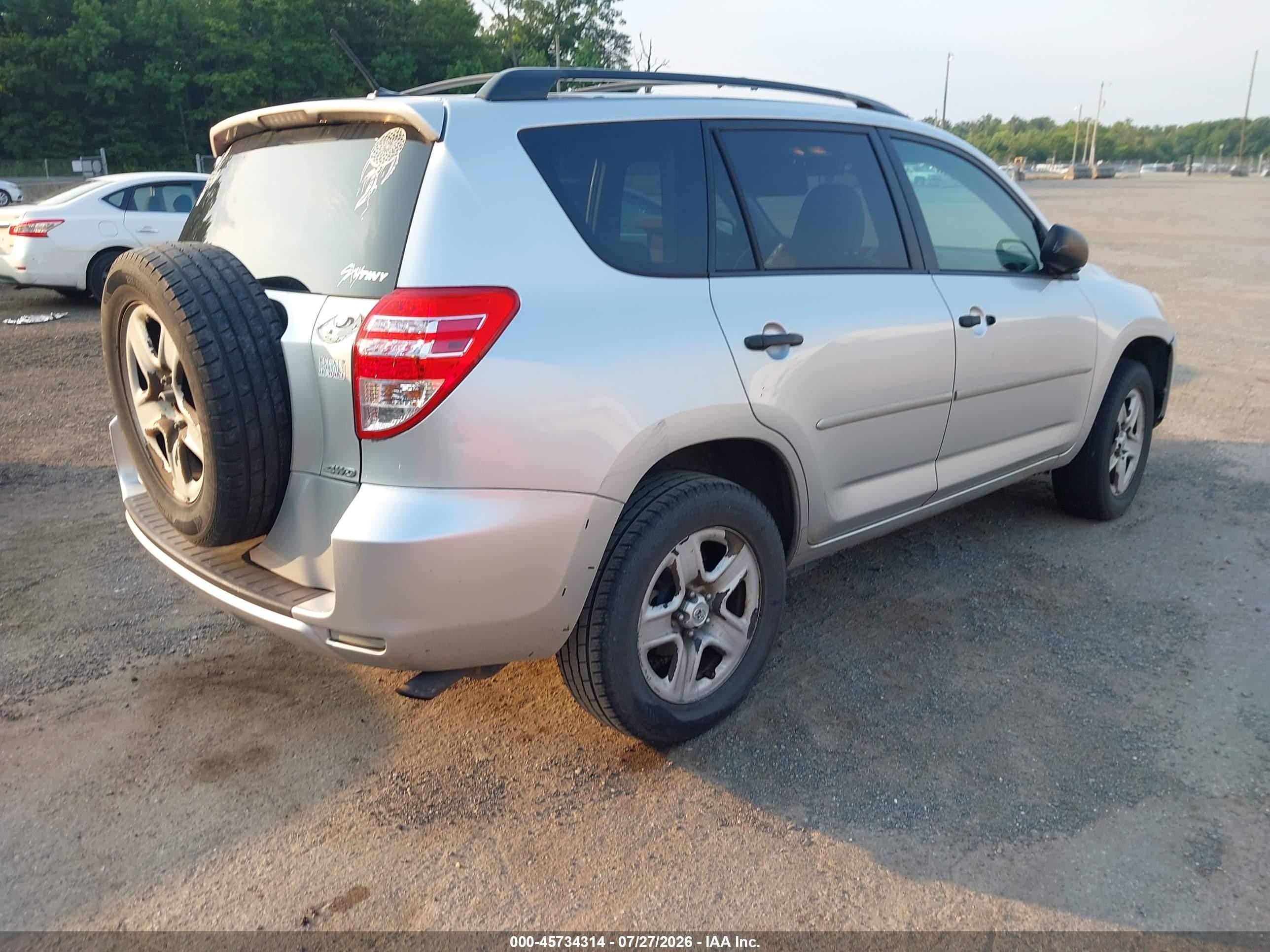 2011 Toyota Rav4   Silver vin: 2T3BF4DV7BW102334