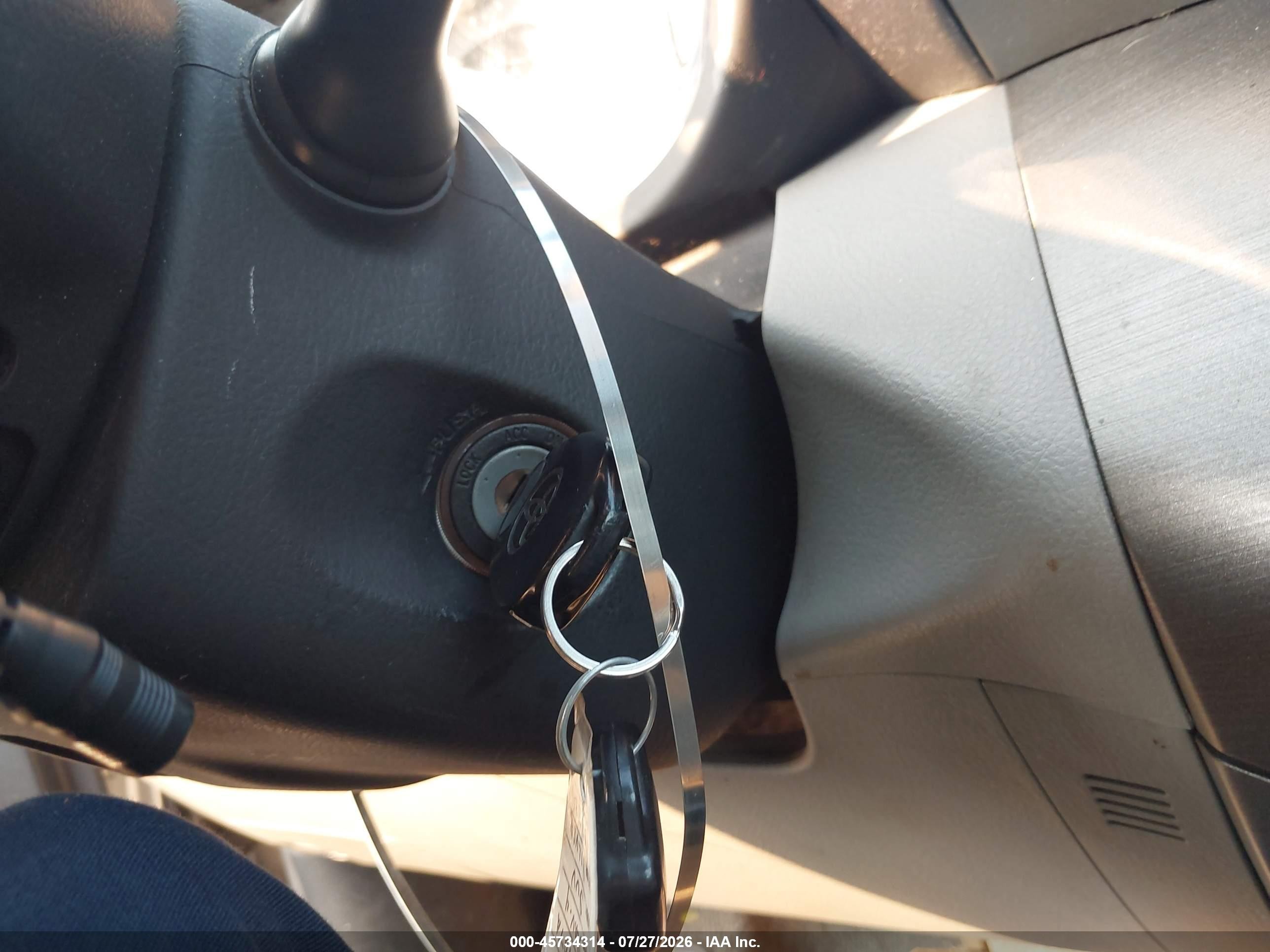 2011 Toyota Rav4   Silver vin: 2T3BF4DV7BW102334