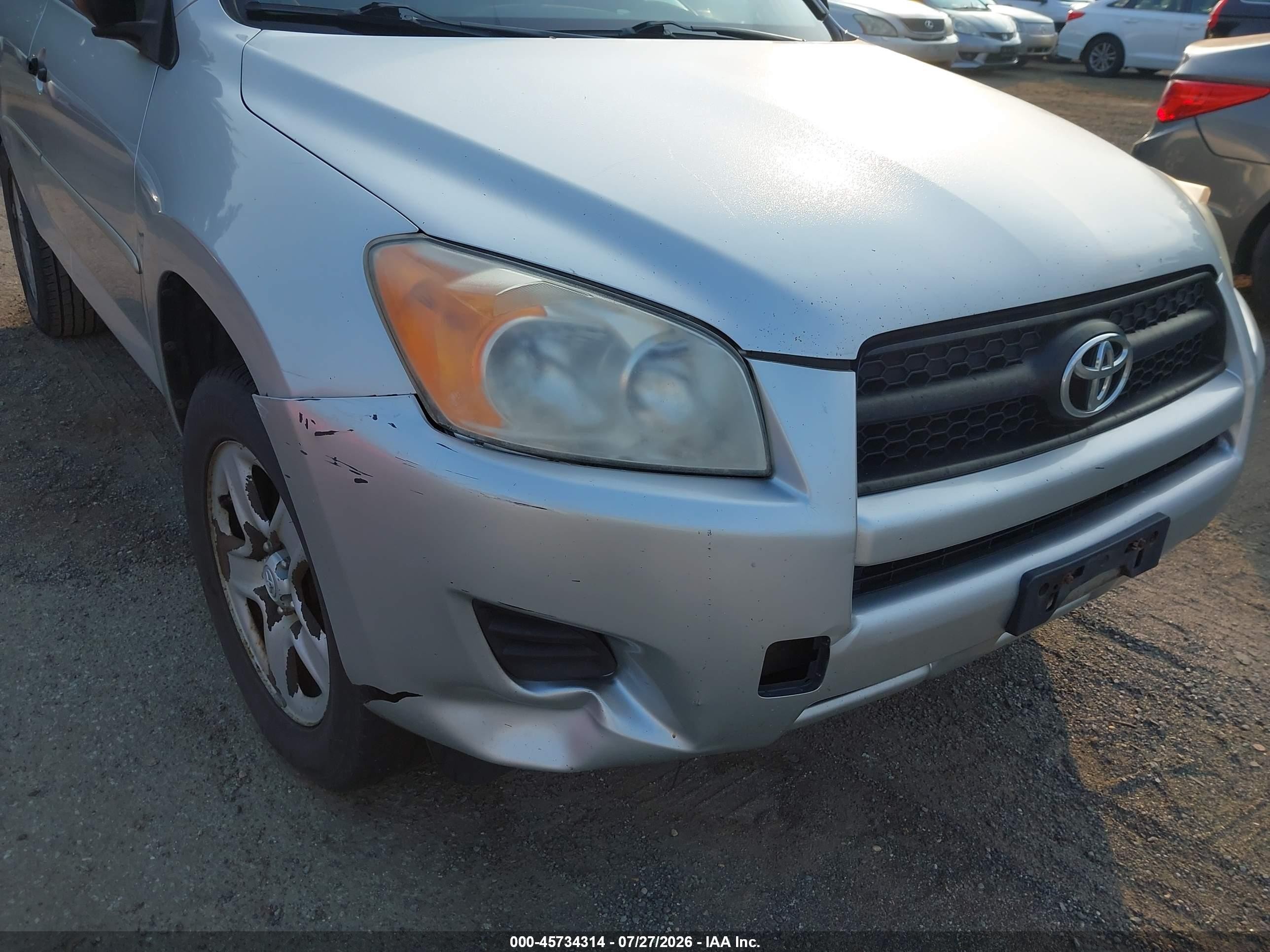 2011 Toyota Rav4   Silver vin: 2T3BF4DV7BW102334