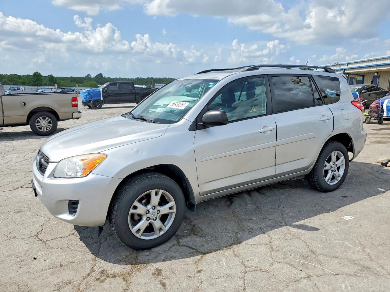 2011 Toyota Rav4 Base Silver vin: 2T3BF4DV7BW104357