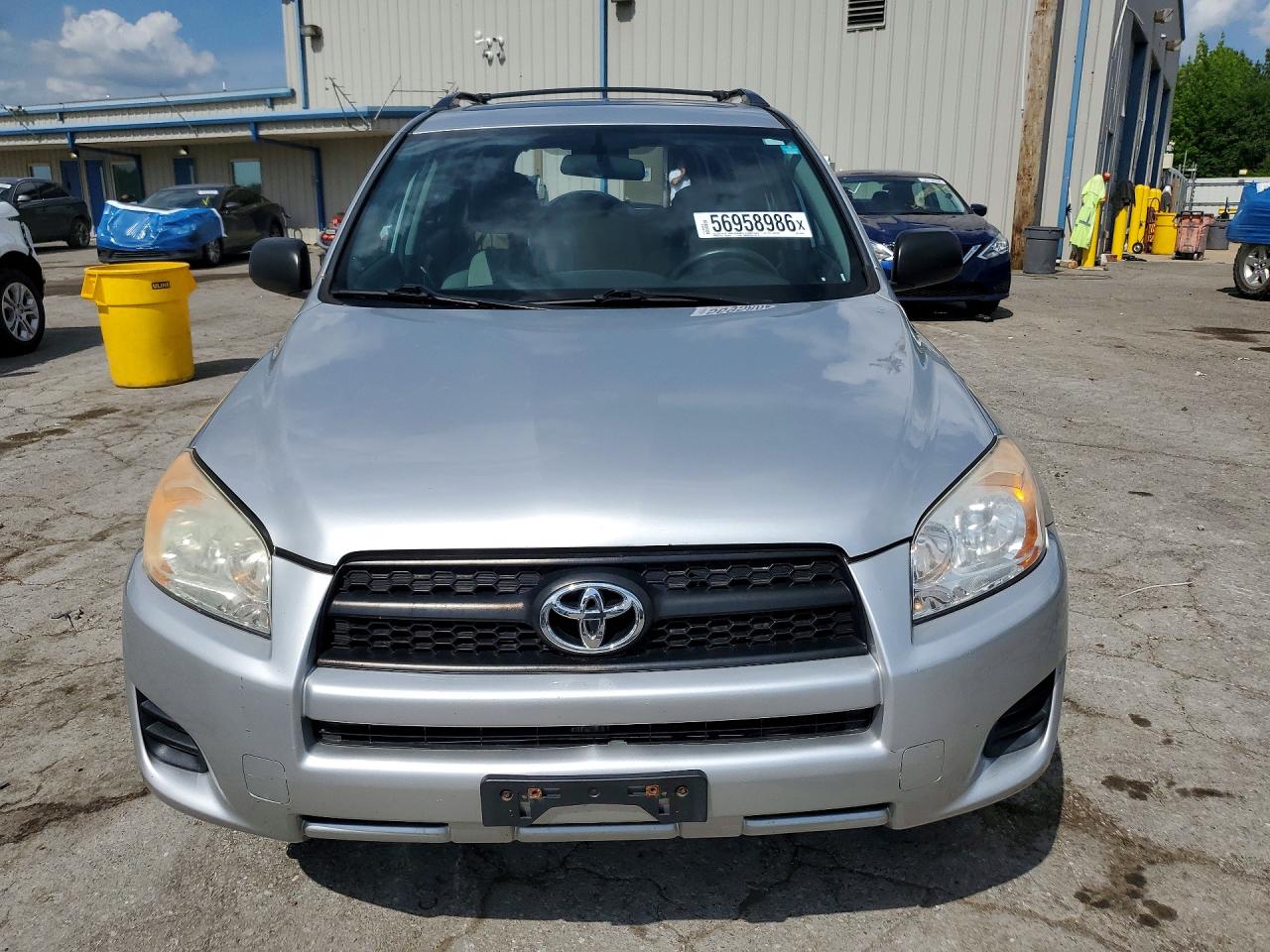 2011 Toyota Rav4 Base Silver vin: 2T3BF4DV7BW104357