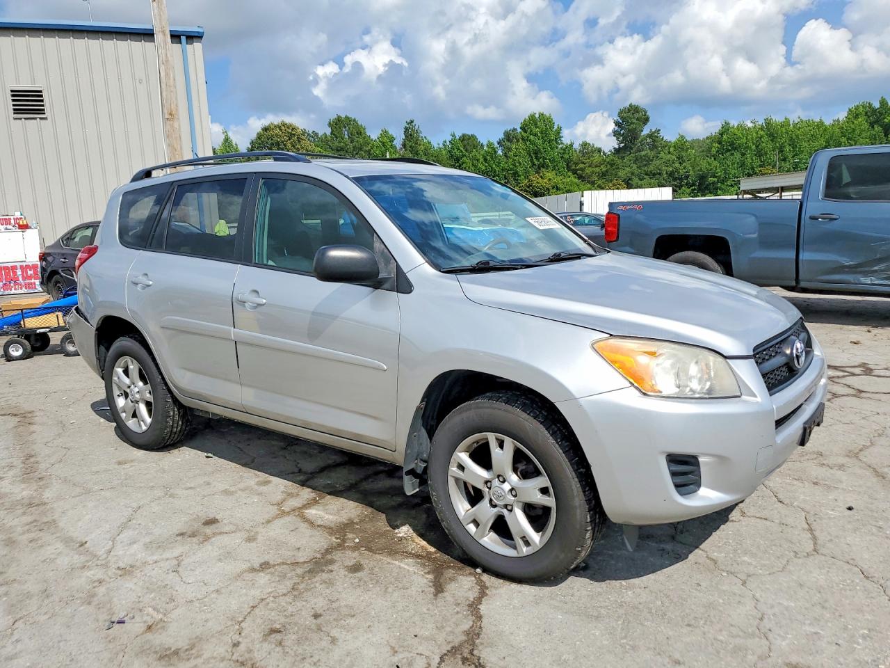 2011 Toyota Rav4 Base Silver vin: 2T3BF4DV7BW104357