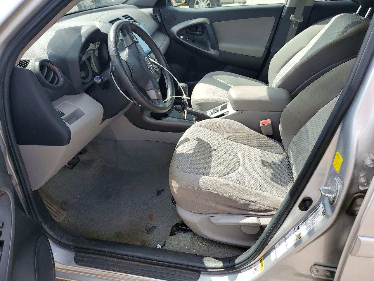 2011 Toyota Rav4 Base Silver vin: 2T3BF4DV7BW104357