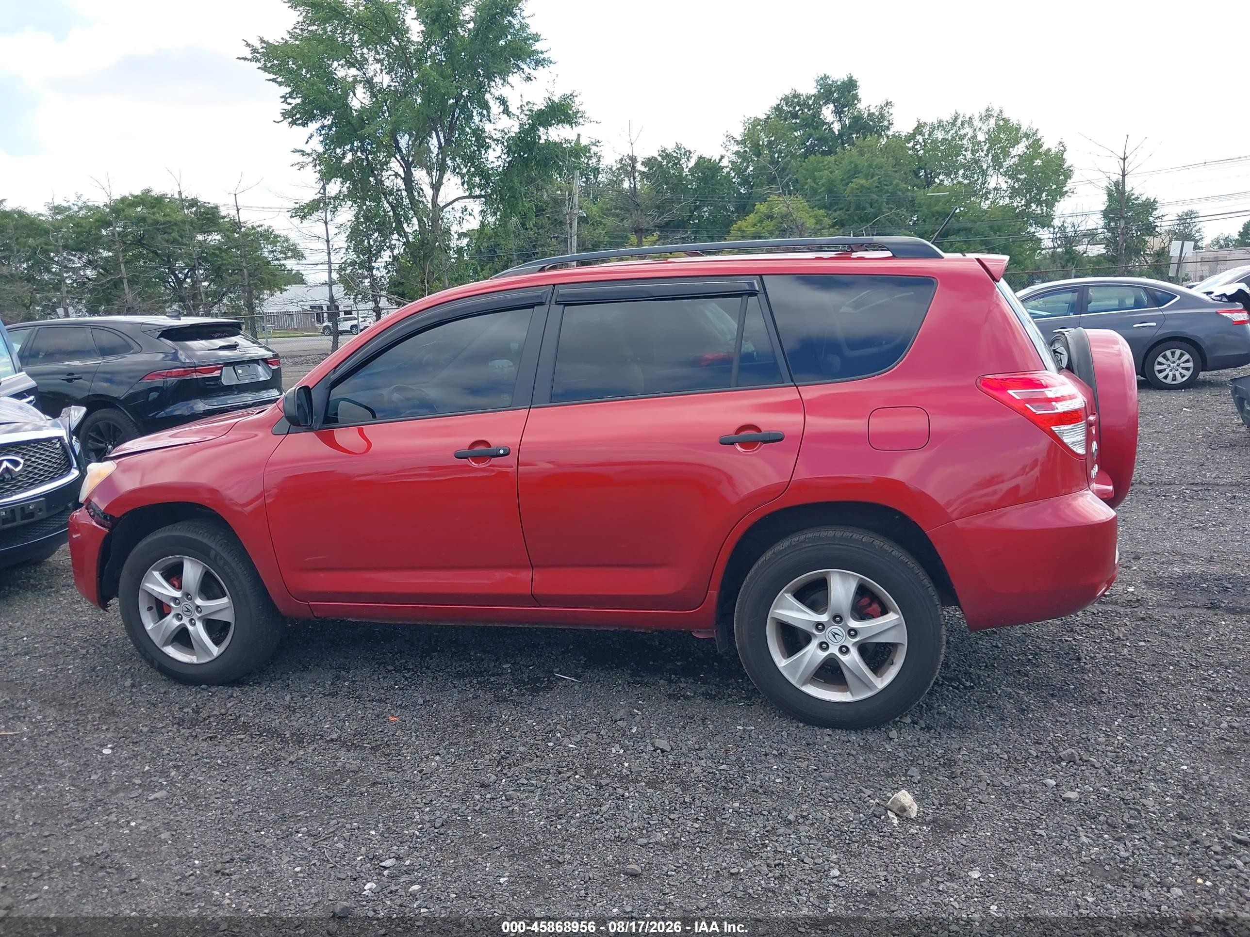 2011 Toyota Rav4 Red vin: 2T3BF4DV7BW138363