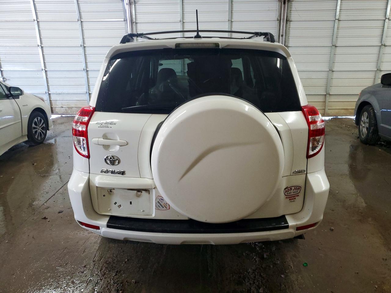 2012 Toyota Rav4 Base White vin: 2T3BF4DV7CW186074