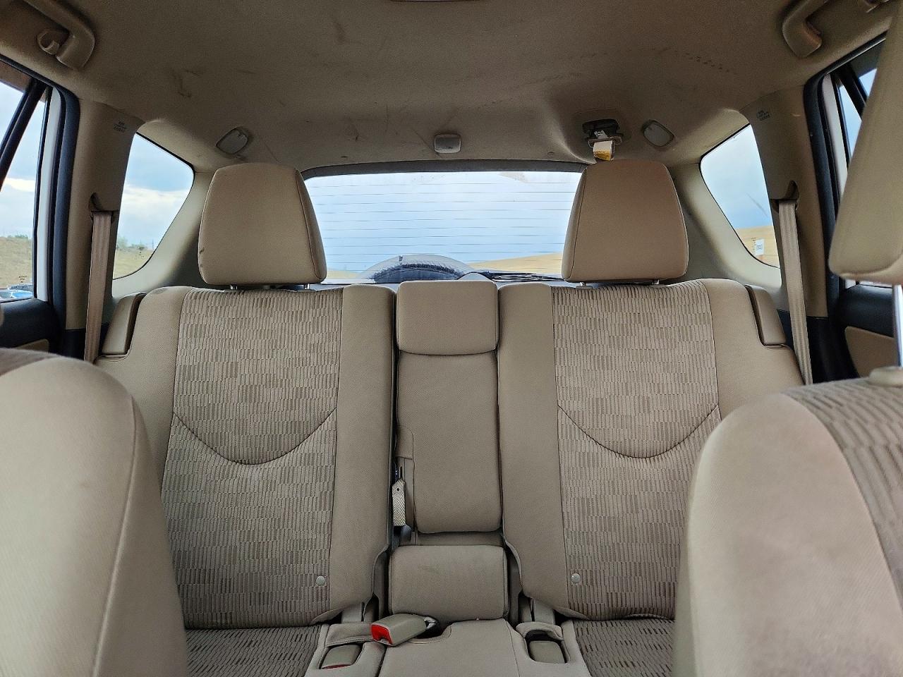 2012 Toyota Rav4 Base Белый vin: 2T3BF4DV7CW210390