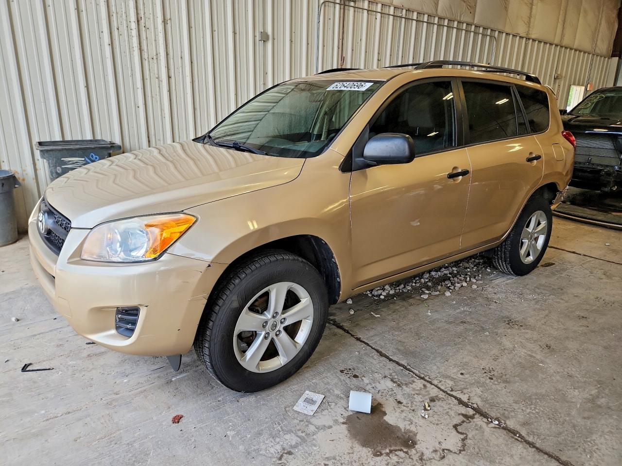 2012 Toyota Rav4 Base Tan vin: 2T3BF4DV7CW217176