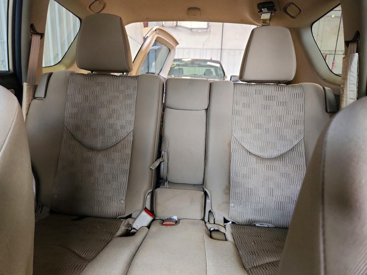 2012 Toyota Rav4 Base Tan vin: 2T3BF4DV7CW217176
