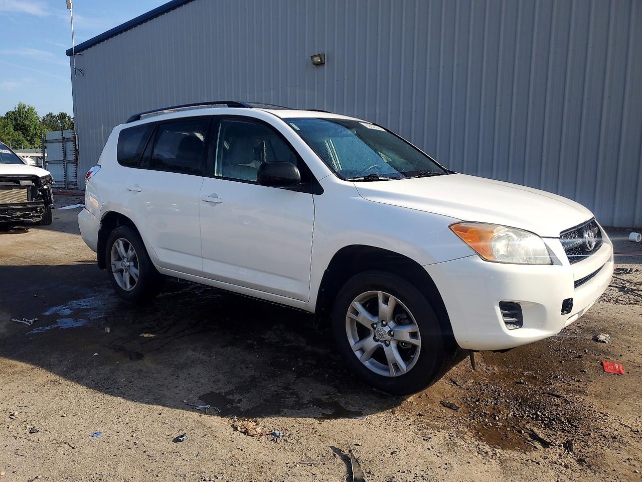 2012 Toyota Rav4 Base Белый vin: 2T3BF4DV7CW239808