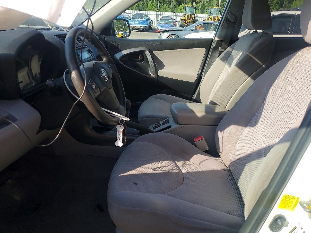 2012 Toyota Rav4 Base Белый vin: 2T3BF4DV7CW239808