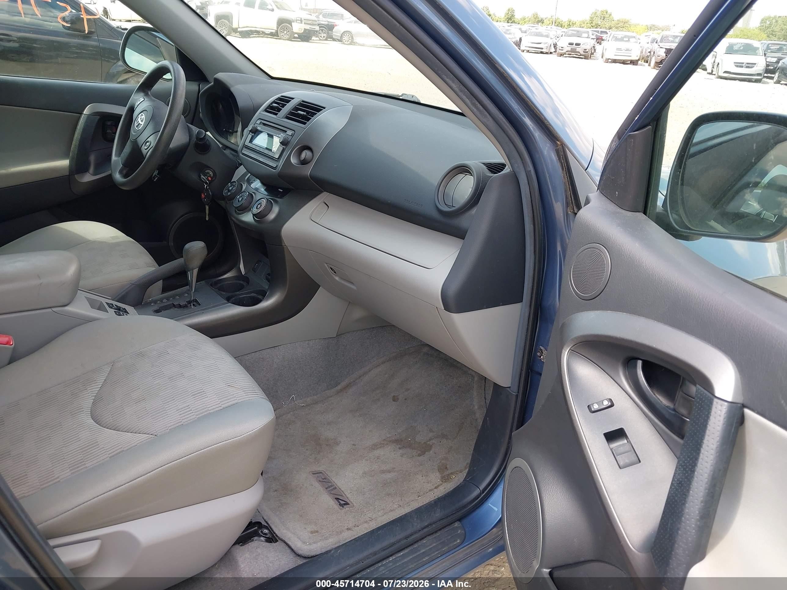 2012 Toyota Rav4   Blue vin: 2T3BF4DV7CW243857